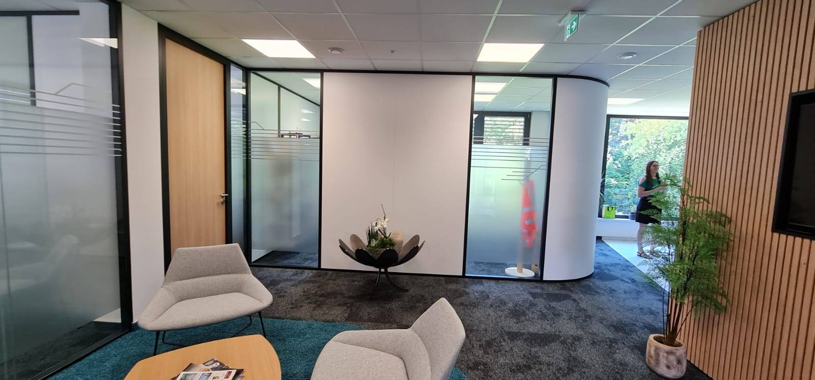 Prix création et pose de lettre découpée pour une enseigne à Épinal 88000