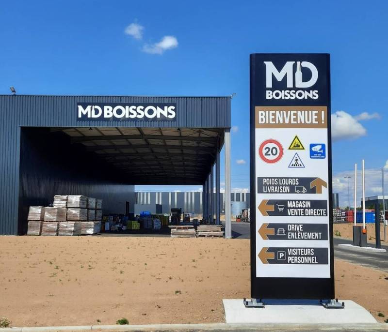 Totem plat pour une entreprise situé à Bernolsheim proche de Brumath