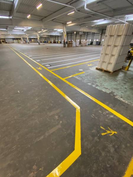 Marquage au sol intérieur à Sarreguemines proche de Forbach