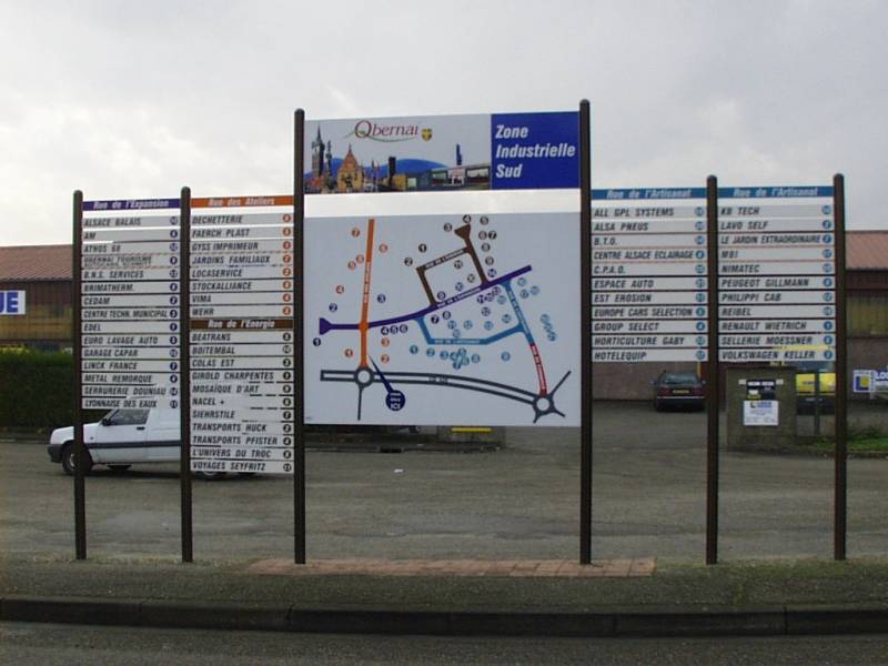 Portique pour une zone industrielle située à Obernai proche de Erstein