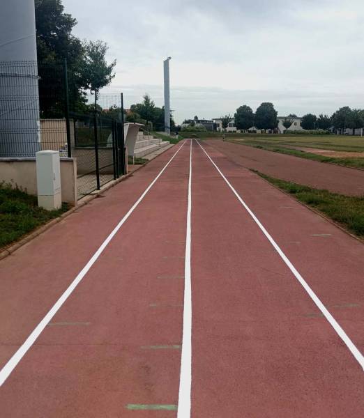 marquage au sol piste d'athlétisme proche strasbourg à Vendenheim, alsace
